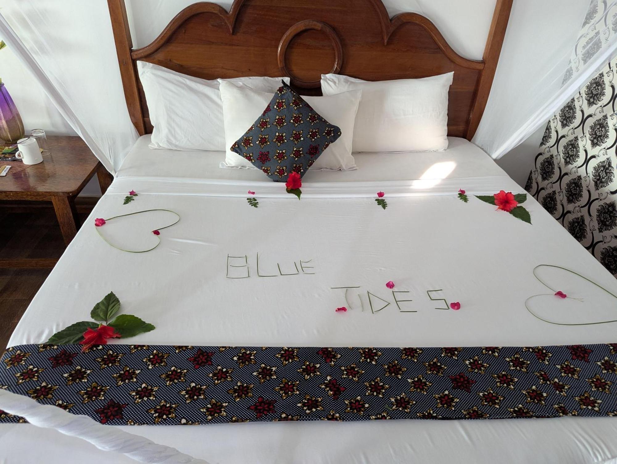 Blue Tides Hotel Nungwi Exterior photo